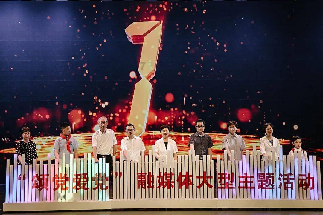 史上最贱小游戏之足球选关版